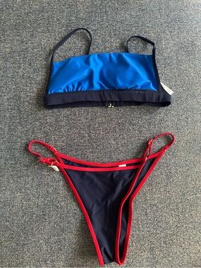 American Eagle Outfitters Bikini top and bottoms!